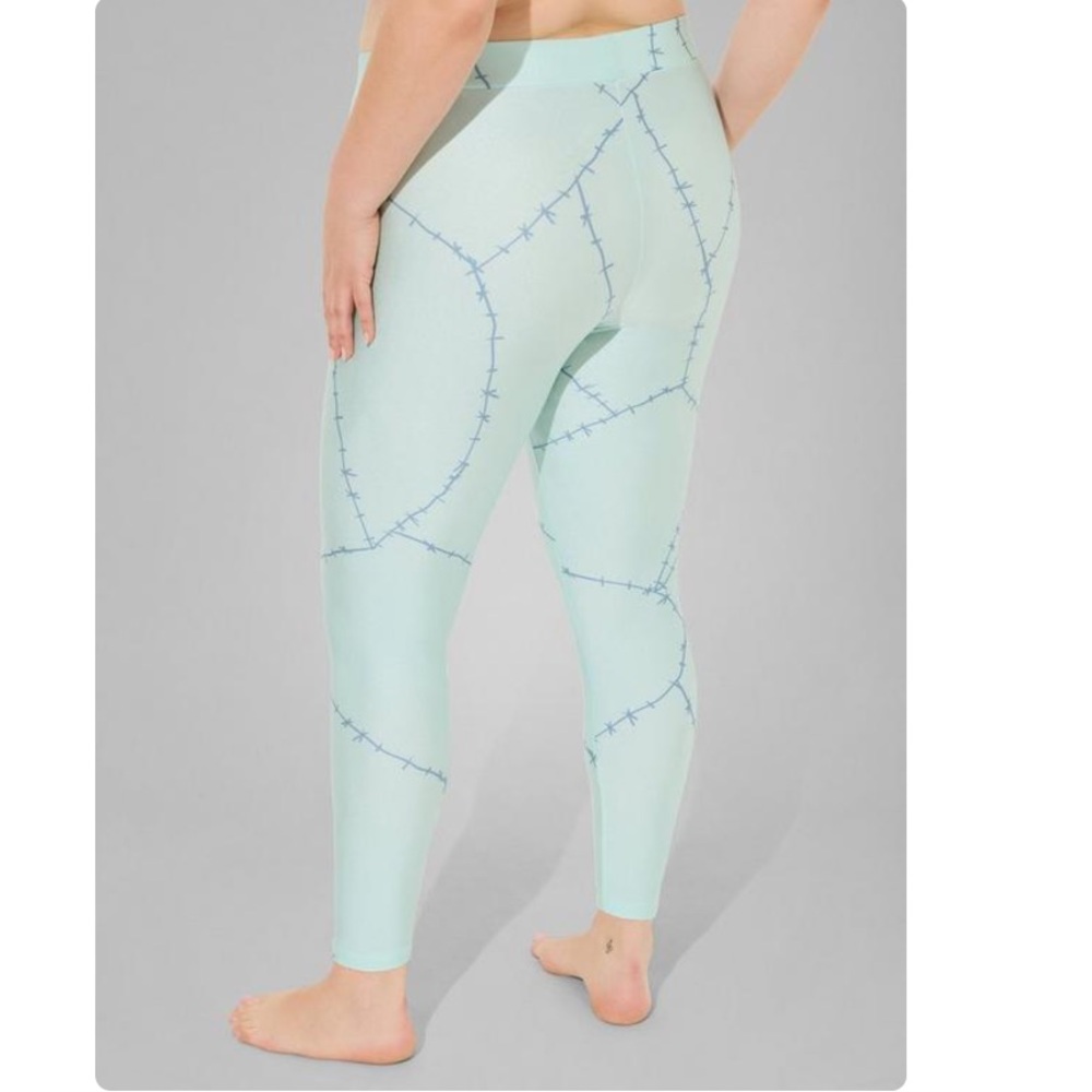 TORRID NWT Disney Sally 27 Inch Liquid Leggings - Picture 3 of 5